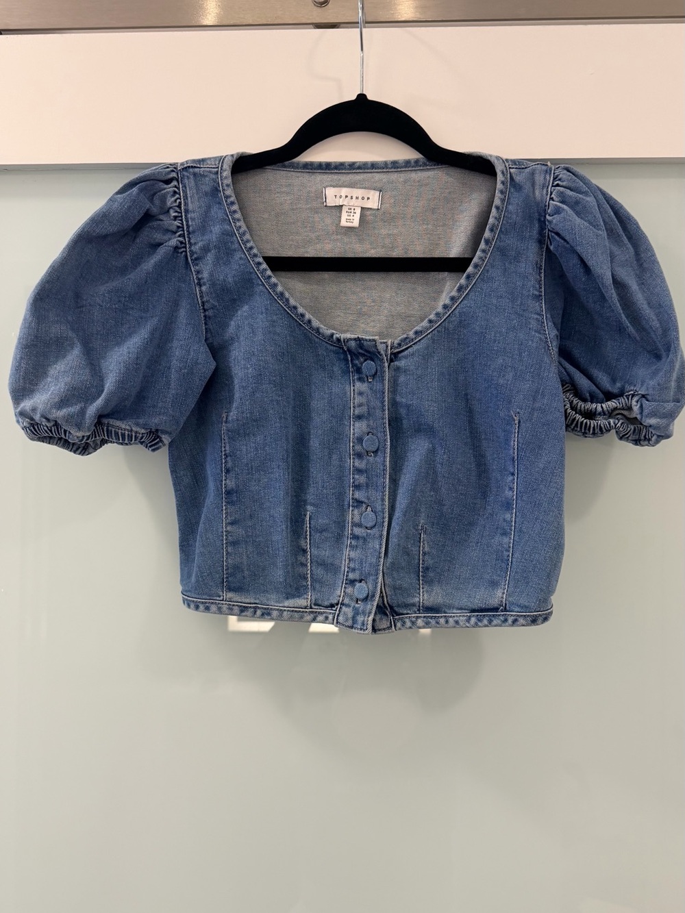 Topshop Blue Denim Puff-Sleeve Cropped Button Front Blouse
